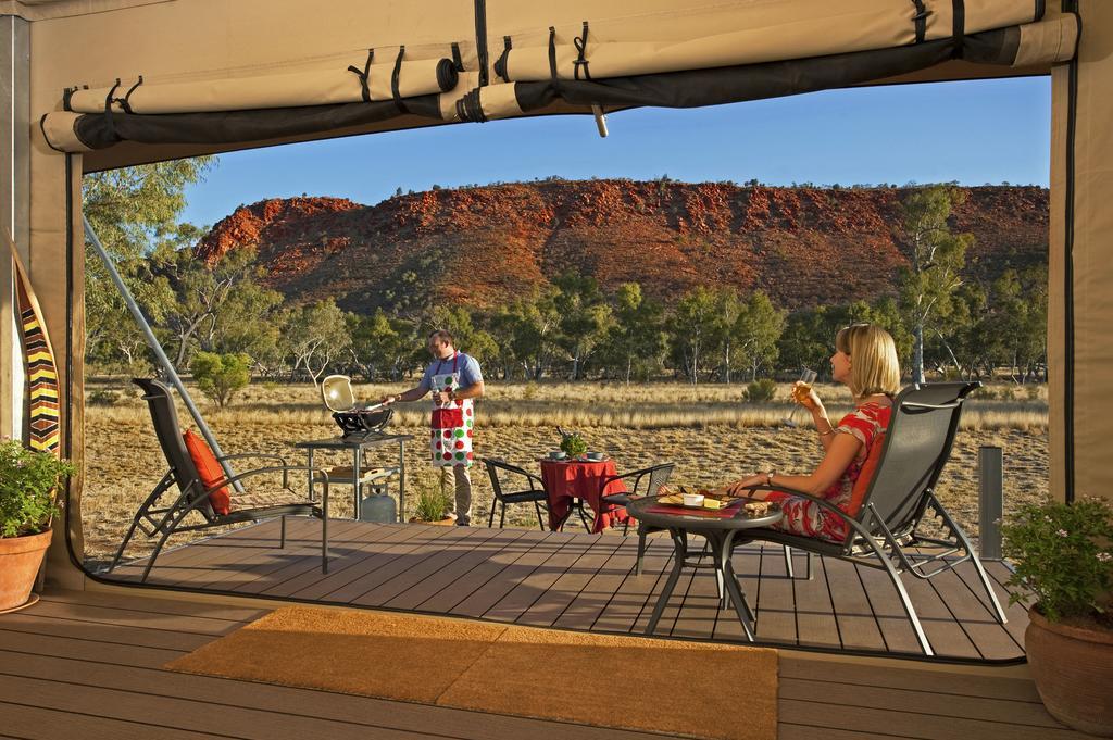 Squeakywindmill Boutique Tent B&B Alice Springs Bagian luar foto
