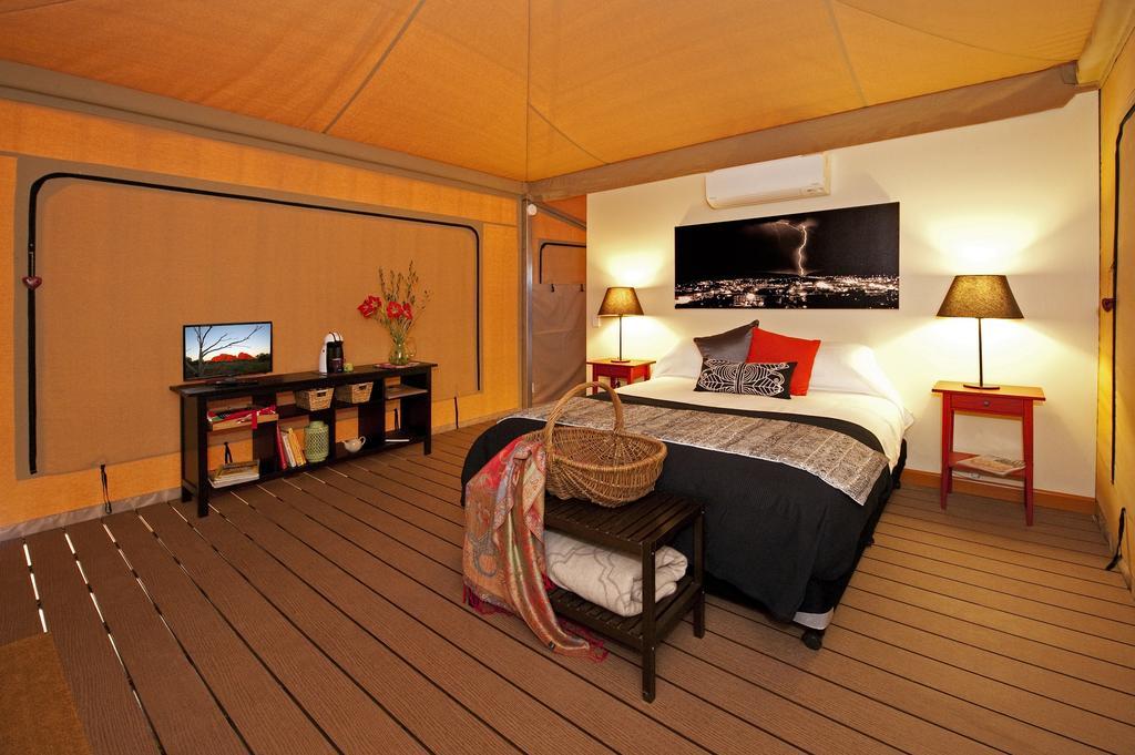 Squeakywindmill Boutique Tent B&B Alice Springs Bagian luar foto